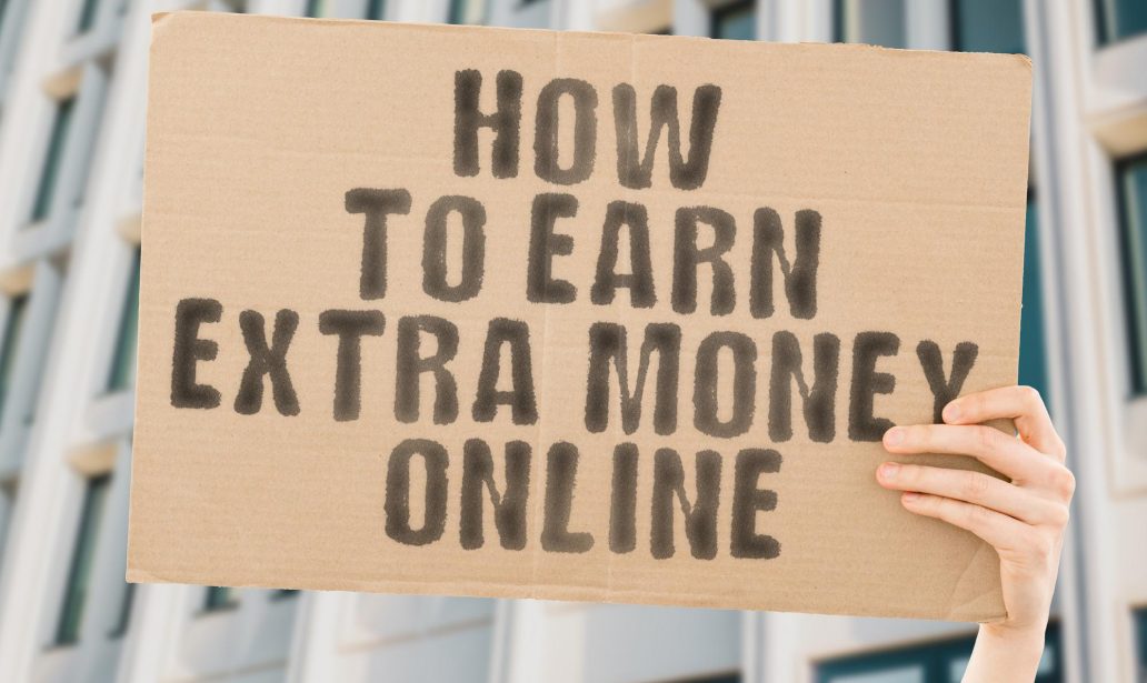 MAKE MONEY WITH ONLINE COURSES